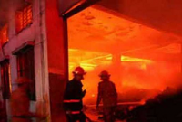 কুমিল্লায় তেলের ডিপোতে আগুন