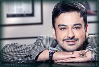 মিথ্যা তথ্য দিয়ে বেকায়দায় আদনান সামি