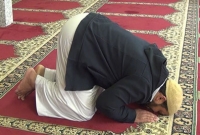 নামাজ না পড়ার শাস্তি