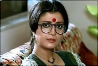 হঠাৎ বাংলাদেশে আসছেন দেবশ্রী হঠাৎ বাংলাদেশে আসছেন দেবশ্রী