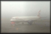 কুয়াশার কারণে বিমানের ফ্লাইট বাতিল