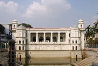 ‘হোসেনি দালান’ নির্মাণের ইতিহাস