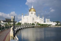 সুবহানাল্লাহ, এই মসজিদটি শহরের সব জায়গা থেকেই দেখা যায়