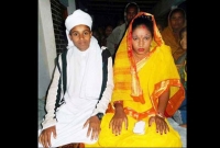 বগুড়ায় পুরুষ সেজে বান্ধবীকে বিয়ে, অতঃপর যা ঘটলো...