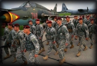 রাশিয়াকে রুখতে প্রতিবেশী দেশগুলোতে ন্যাটোর স্থায়ী সেনা