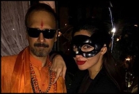 শিবসেনাকে ব্যঙ্গ করে ক্ষমা চাইলেন পাকিস্তানি সেই নায়িকা!