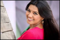 রাজনীতিতে এলেন অভিনেত্রী তুষ্টি