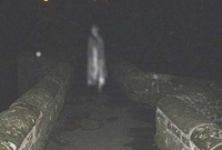 ফাঁকা ফ্ল্যাটে আচমকা আবির্ভাব ভৌতিক শিশুর!