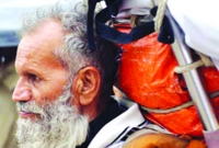  পায়ে হেঁটে ভারত জয়