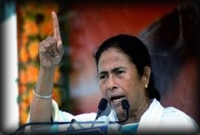 মোদি সাম্প্রদায়িক দাঙ্গাবাজ : মমতা