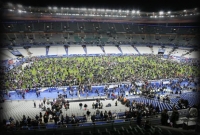 মুসলিম নিরাপত্তা রক্ষীদের সাহসিকতায় বাঁচল প্যারিস স্টেডিয়াম