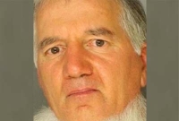 তরুণীর পেছনে ঘ্যানঘ্যান করে বৃদ্ধের জায়গা এখন কারাগারে