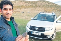 আকাশ থেকে পড়া পাথর কুড়িয়ে যেভাবে কোটিপতি