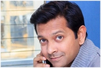 এবার তাহসানের ভক্ত টিয়া পাখি এবার তাহসানের ভক্ত টিয়া পাখি