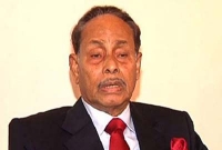 মানুষ বের হতেই ভয় পায় : এরশাদ