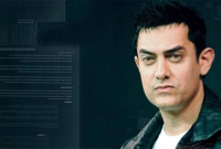 আমিরকে চড় মারার পুরস্কার ১ লক্ষ টাকা