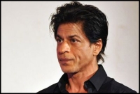 যে কারণে অঝরে কাঁদলেন শাহরুখ যে কারণে অঝরে কাঁদলেন শাহরুখ