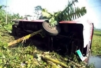 কাঁঠালিয়ায় বিআরটিসি বাস খাদে, আহত ২৫