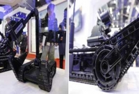 যুদ্ধের জন্য প্রস্তুত অত্যাধুনিক রোবট