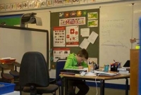 স্কুলের একমাত্র ছাত্র অ্যারন