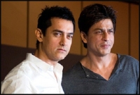 আমির খানের পাশে নেই শাহরুখ খান!