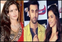 ক্যাটকে রেখে হঠাৎ কেন দীপিকার প্রশংসায় রণবীর! ক্যাটকে রেখে হঠাৎ কেন দীপিকার প্রশংসায় রণবীর!