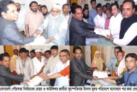 সোনারগাঁয়ে উৎসব মুখর পরিবেশে মনোনয়ন পত্র জমা