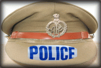 পুরুষ-মহিলা পুলিশের চুলাচুলিতে তুলকালাম কাণ্ড