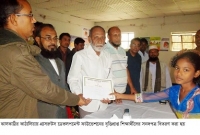  কাঠালিয়ায় কৃতি শিক্ষার্থীদের সংবর্ধনা ও সনদপত্র বিতরণ