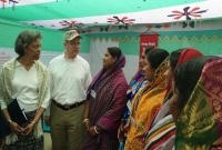 কৃষকদের সঙ্গে বার্নিকাট