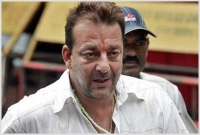 যে কারণে ৫বছরের আগেই ছাড়া পাচ্ছেন সঞ্জয় দত্ত