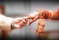 করোনা ভাইরাস: বিয়ে করতে এসে চীনা যুবক ব'ন্দি