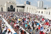 যারা জুমার নামাজ থেকে বিমুখ থাকেন, আল্লাহতায়ালাও তার দিক থেকে বিমুখ থাকেন