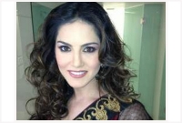 এবার সানি লিওনকে নিয়ে তথ্যচিত্র!