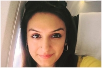 গান গাইতে গিয়ে অশোভন আচরণের শিকার আকৃতি