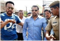 ২৫ কোটি রুপিতে নির্দোষ সালমান!