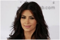 মা হতে পারবেন না কিম কার্দাশিয়ান