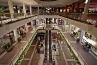 বিয়ে করার জন্য যে শপিং মল 