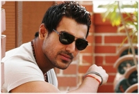 আজ জনের জন্মদিন, জেনে নিন তার অজানা ৫তথ্য