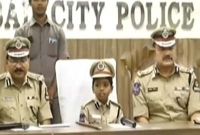 ৮ বছর বয়সেই পুলিশ কমিশনার!