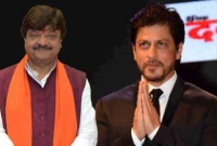 ‘অপদার্থ’, নাম না করে শাহরুখকে কটাক্ষ