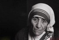 শতাব্দীর শ্রেষ্ঠ মহিয়সী মাদার তেরেসার পূর্ণাঙ্গ জীবনী