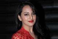 প্রেম কেন ভেঙে যায়? জানালেন সোনাক্ষী