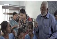 ফেক নয়, চা বেচে স্কুল চালান যিনি 