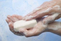 সাবান নয়, গায়ে কাঁদা-মাটি মাখুন!