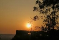 অদৃশ্য সুতো!