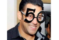 কে ছিলেন সালমানের প্রথম প্রেমিকা?