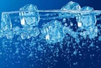 বরফ পানিতে ভাসে কেন?