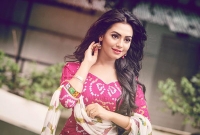 ভালোবাসা দিবসে ফারিয়ার ‘হিরো ৪২০’