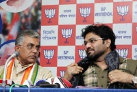 হিংসার বদলে হিংসা নয় : বাবুল সুপ্রিয়